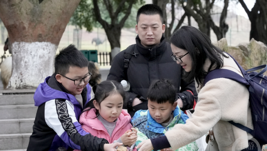 澳门王中王一肖一特一中,外卖小哥激动哭了,典故解疑_云端版V9.61